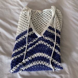 American Eagle sweater with hoodie. Knit see-through. medium. Navy Blue and gray